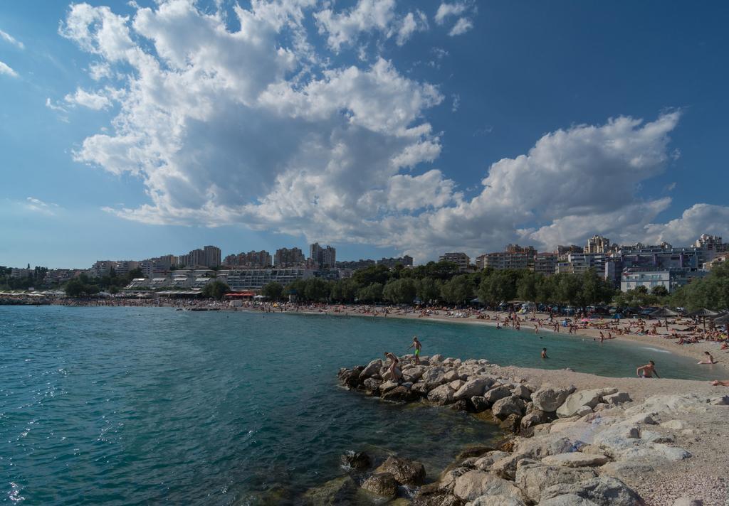 Luxury Rooms Near The Beach Split Exterior photo